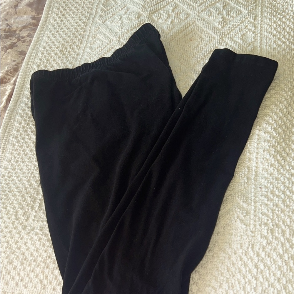 Newport News Classic Black Leggings